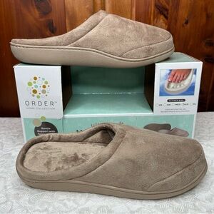 Order Home Collection Ultra Soft Memory Foam Non-Skid Slippers Cabincore Unisex